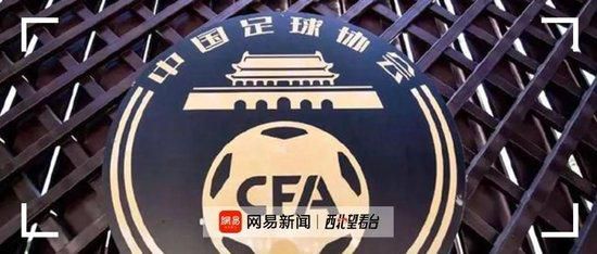 白丝老师一摸就出水